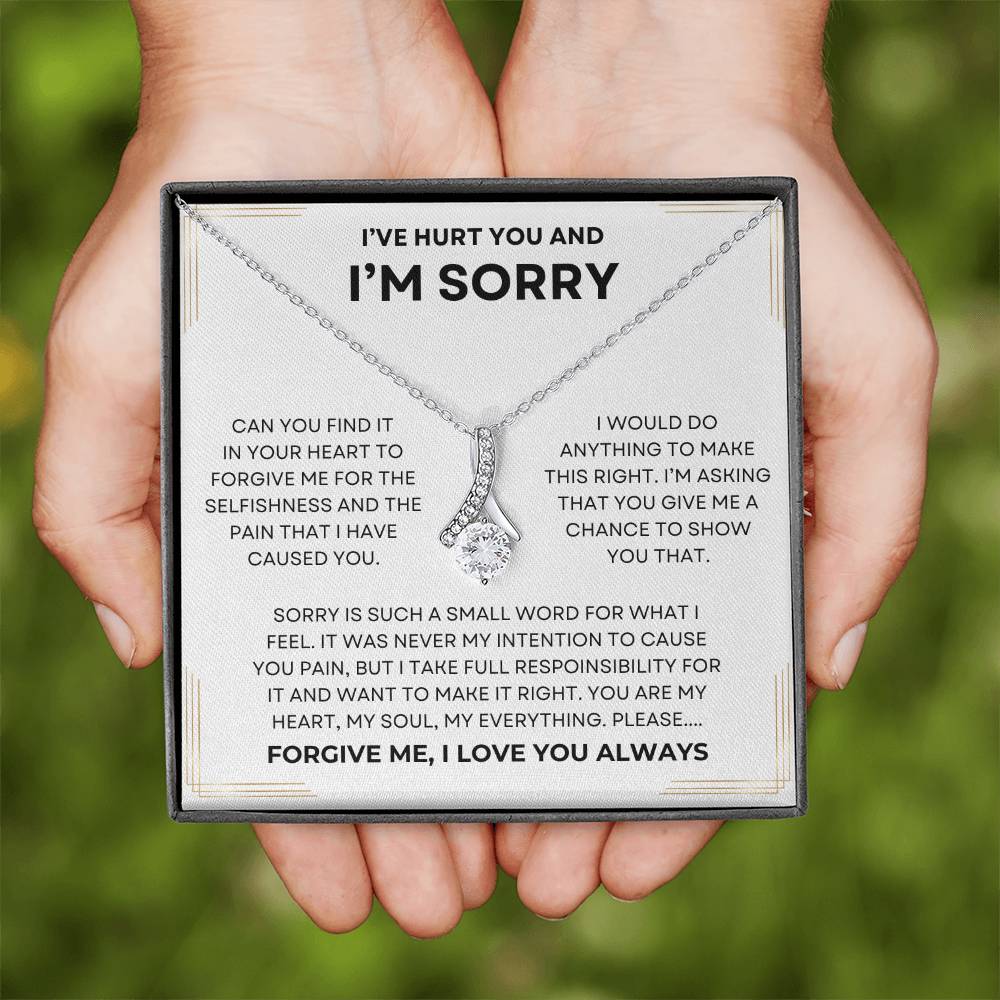 I'M SORRY | ALLURING BEAUTY NECKLACE