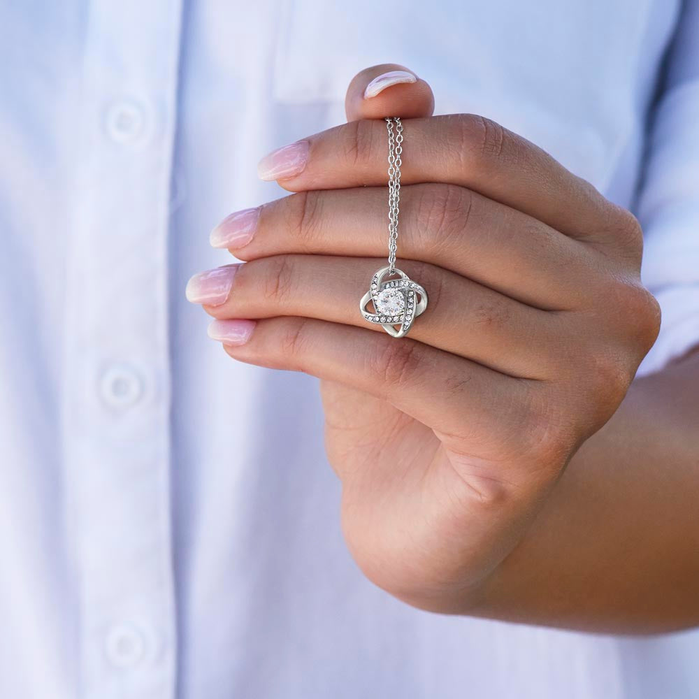 TO MY BEAUTIFUL WIFE | LOVE KNOT NECKLACE